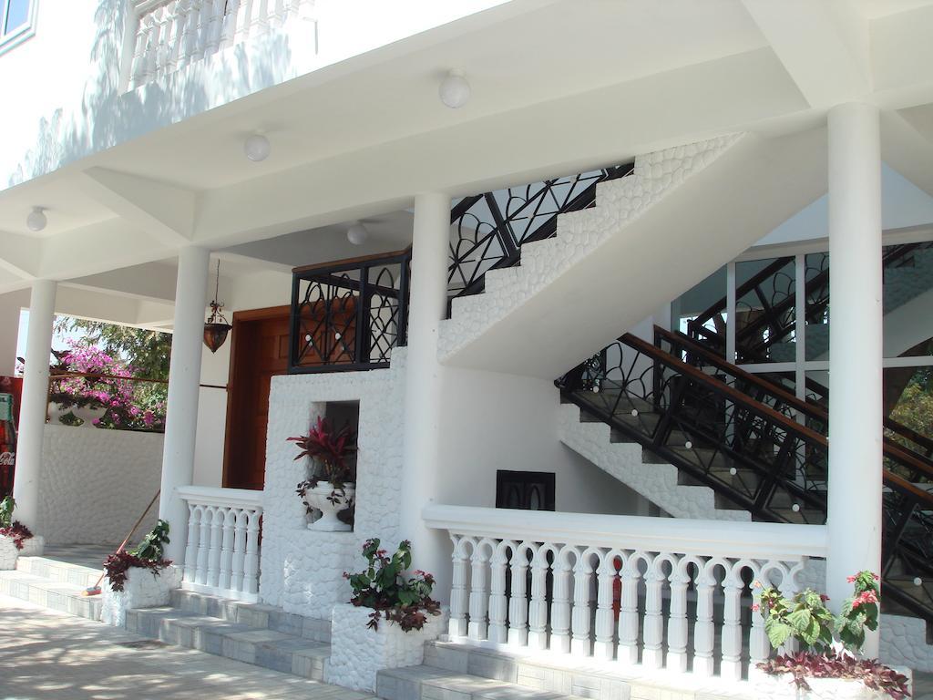 New Dodoma Hotel Exteriör bild